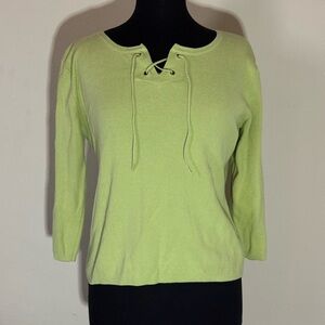 Cricket Lane Collection Light Green Lace-Up Women's Sweater Large
